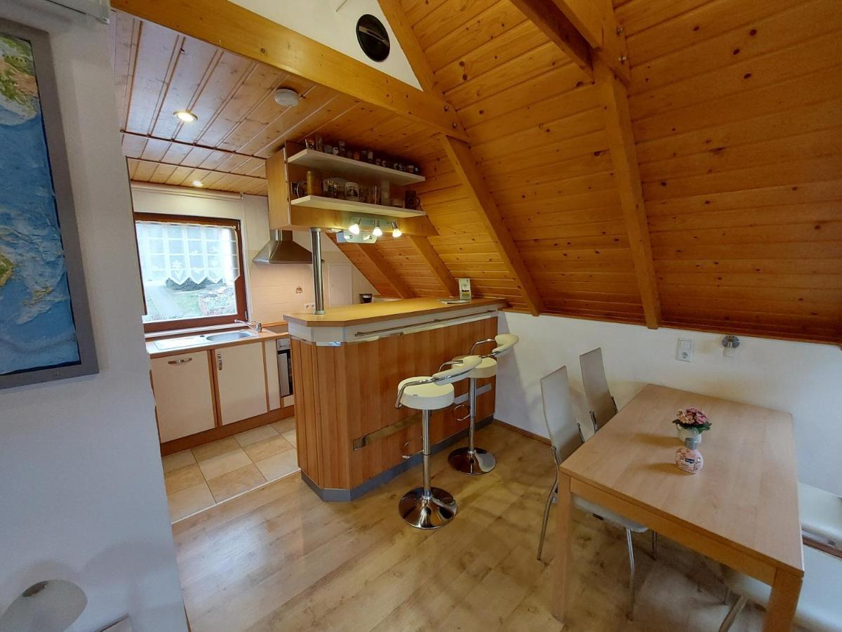 Ferienwohnung Zur Saaleaue Wettin Esterno foto